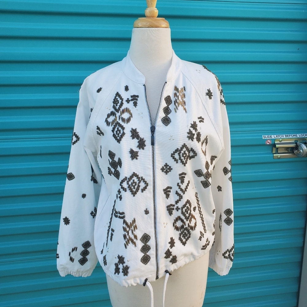 Chico’s Embellished Long Sleeve Bomber Jacket Alabaster White Size Medium Beaded